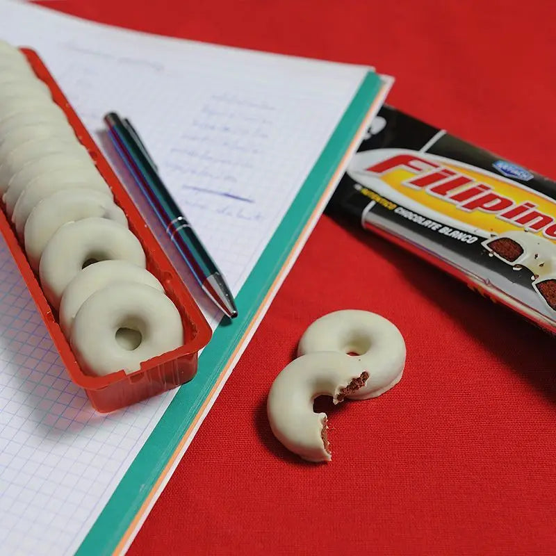 Filipino white chocolate-crispy white chocolate dipped cookie-box with 15 pieces of 75 grams-Ideal for taking anywhere